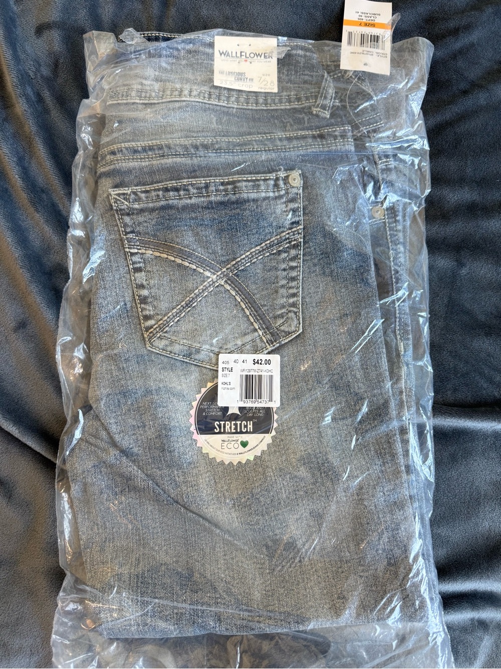 Wallflower Women’s Stretch Grey Jeans New 7